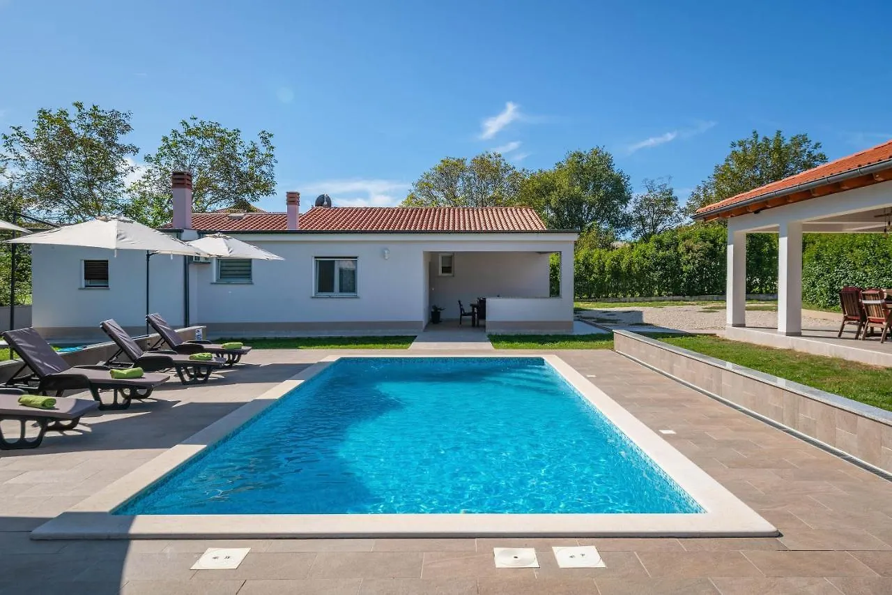 Holiday home Villa Filip Krnica