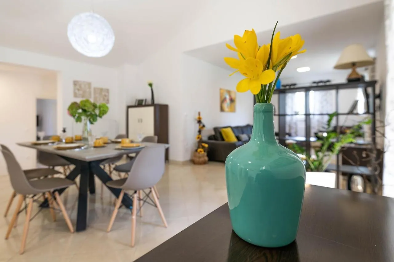 Villa Filip Krnica 0*,